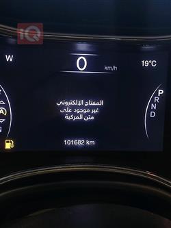 جیپ گراند شیرۆکی